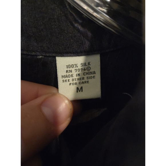 Batik Bay Hawaiian Silk Shirt, Men's Medium Floral Button Up, Tropical Vacation - Picture 5 of 8